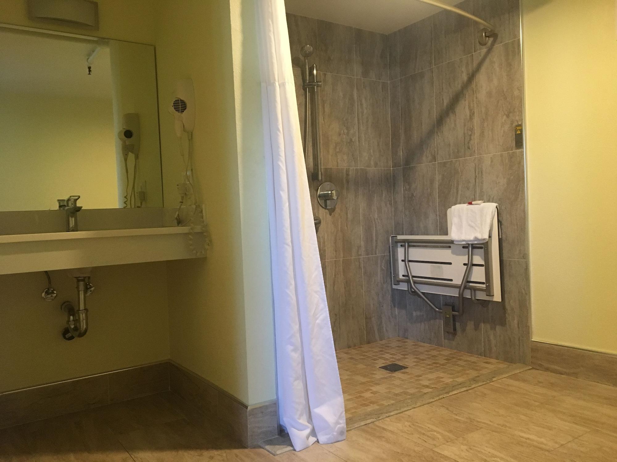 Travelodge By Wyndham Fairfield/Napa Valley מראה חיצוני תמונה