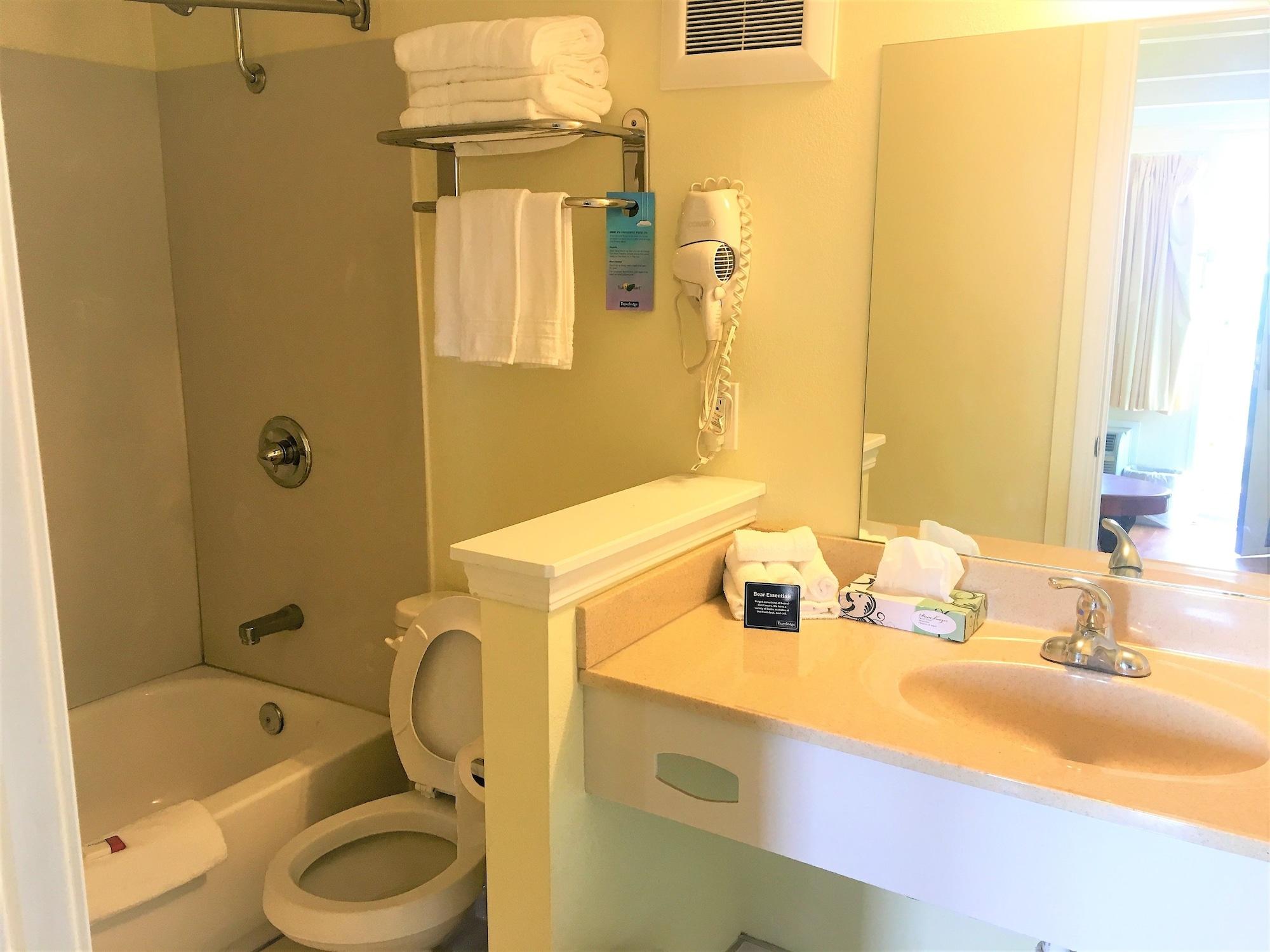 Travelodge By Wyndham Fairfield/Napa Valley מראה חיצוני תמונה