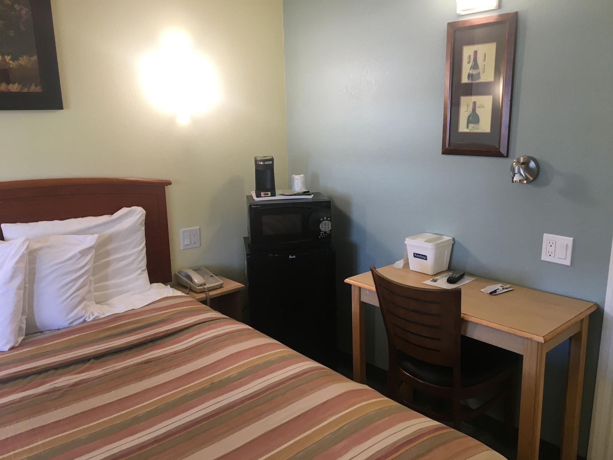 Travelodge By Wyndham Fairfield/Napa Valley מראה חיצוני תמונה