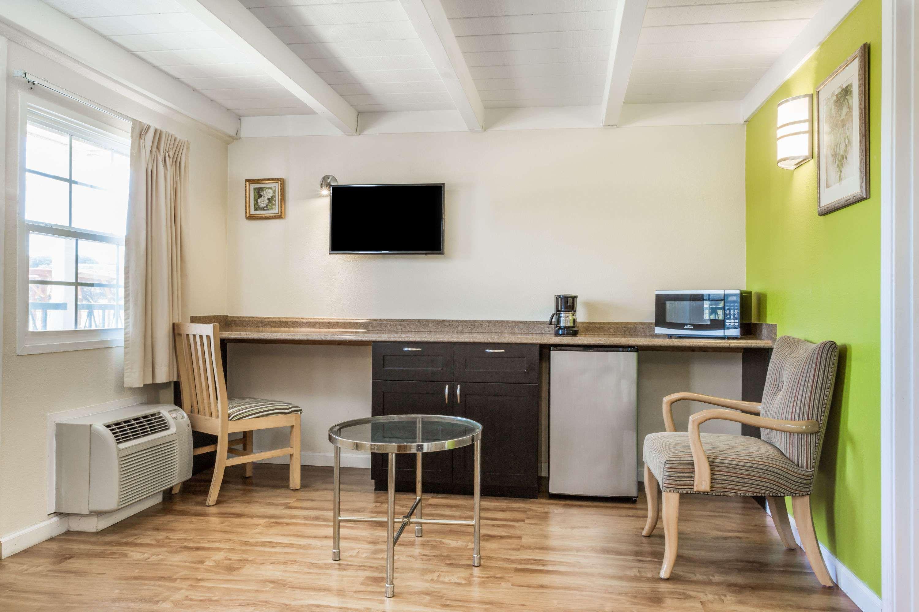Travelodge By Wyndham Fairfield/Napa Valley מראה חיצוני תמונה