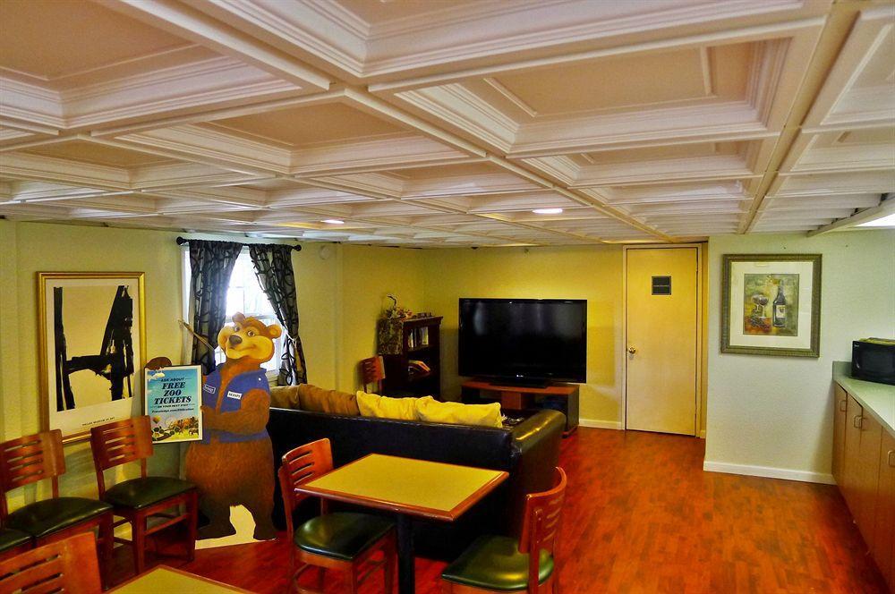 Travelodge By Wyndham Fairfield/Napa Valley מראה חיצוני תמונה
