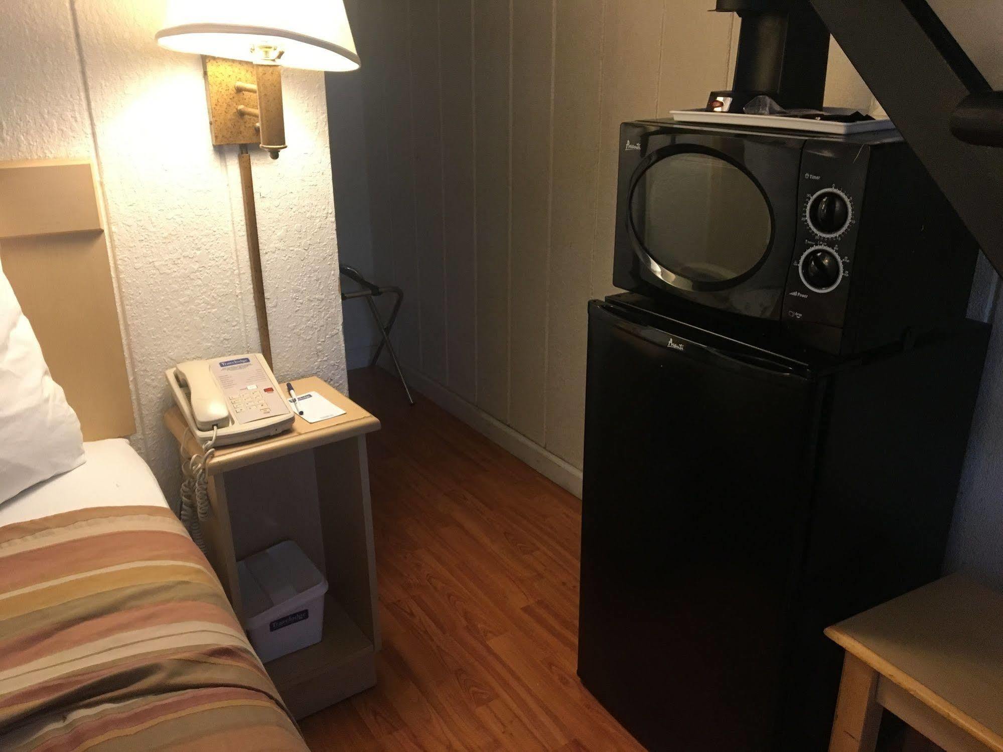 Travelodge By Wyndham Fairfield/Napa Valley מראה חיצוני תמונה