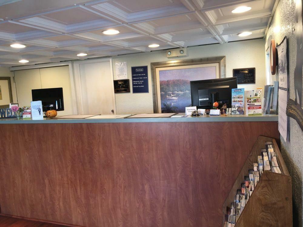 Travelodge By Wyndham Fairfield/Napa Valley מראה חיצוני תמונה