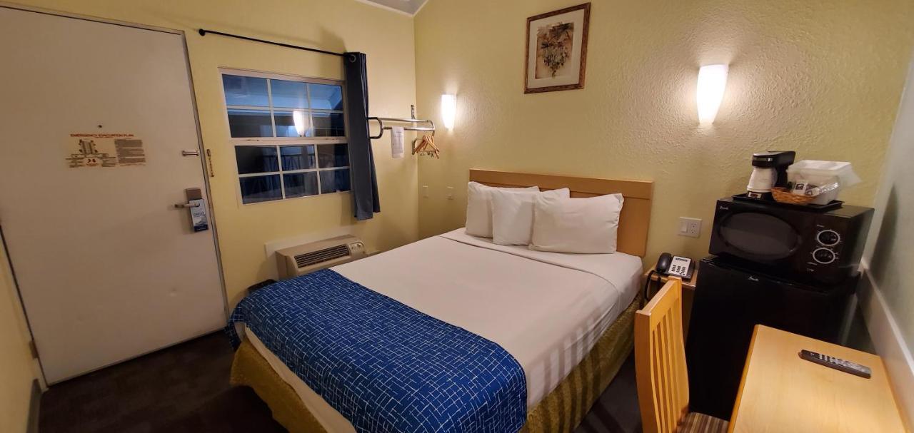 Travelodge By Wyndham Fairfield/Napa Valley מראה חיצוני תמונה